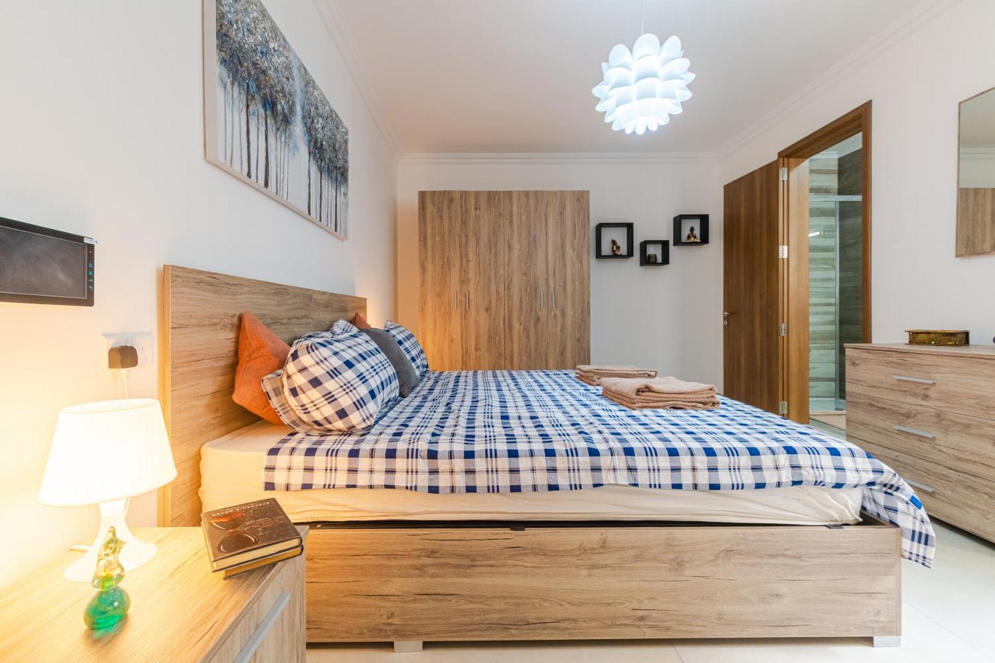 Spacious Brand New Apartment 3 Bdr 2Bth Bugibba St. Paul's Bay Exterior photo