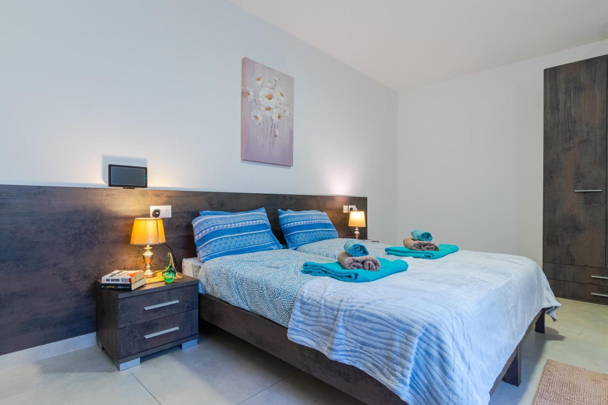 Spacious Brand New Apartment 3 Bdr 2Bth Bugibba St. Paul's Bay Exterior photo