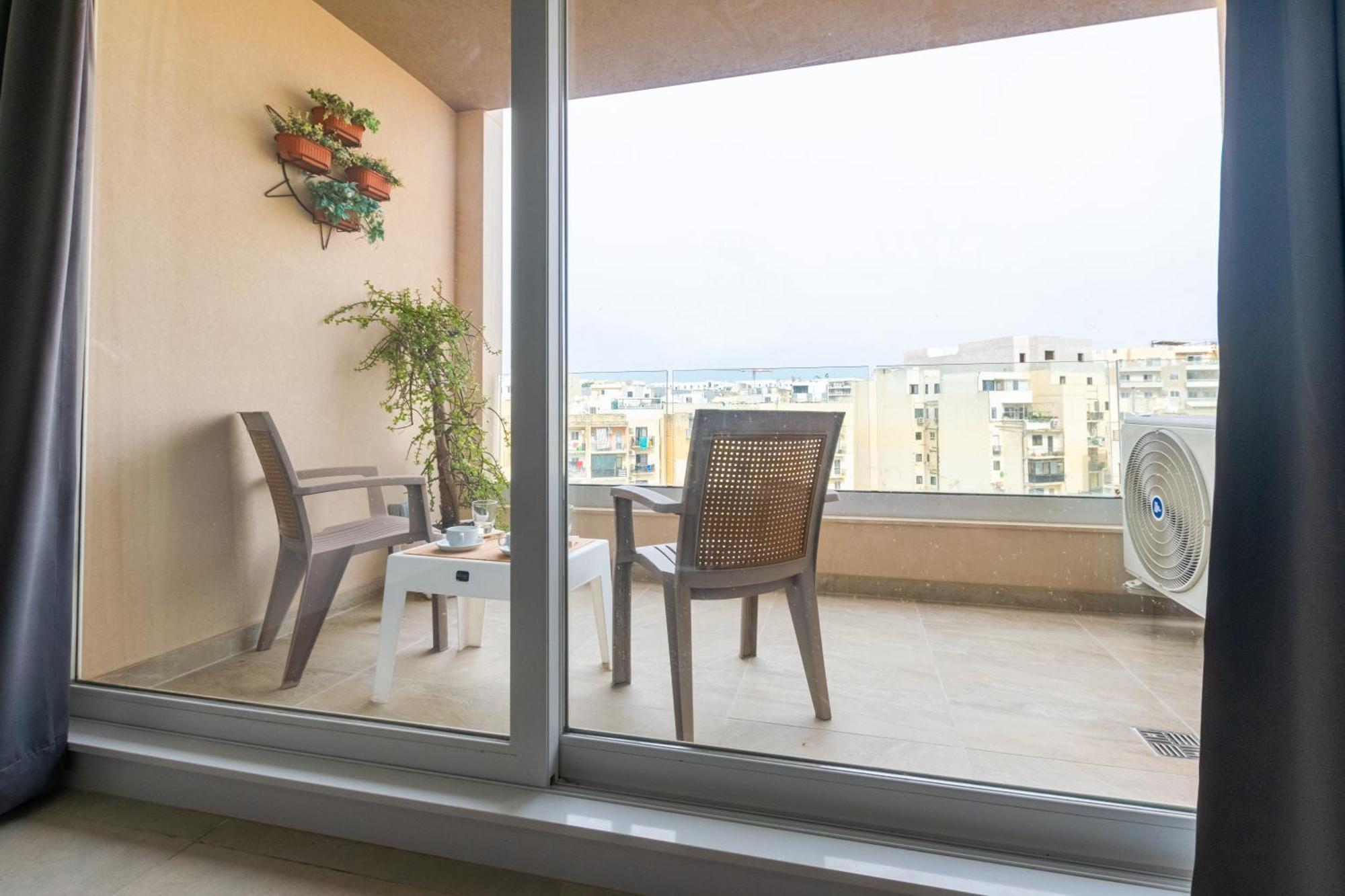 Spacious Brand New Apartment 3 Bdr 2Bth Bugibba St. Paul's Bay Exterior photo